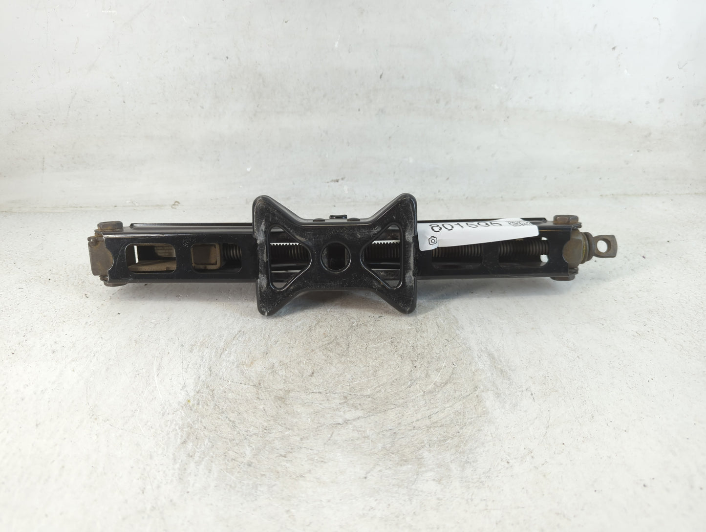 2013 Chevrolet Sonic Spare Scissor Car Jack 801595 - Oemusedautoparts1.com