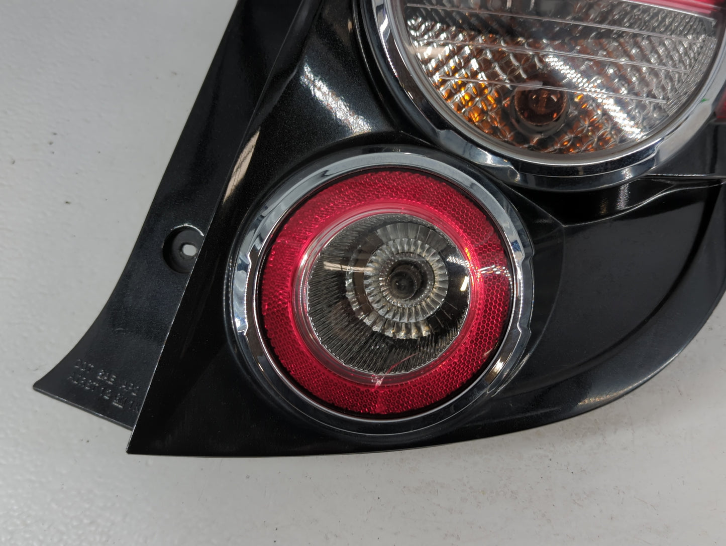 2012-2016 Chevrolet Sonic Tail Light Assembly Passenger Right OEM P/N:95470357 Fits Fits 2012 2013 2014 2015 2016 OEM Used A