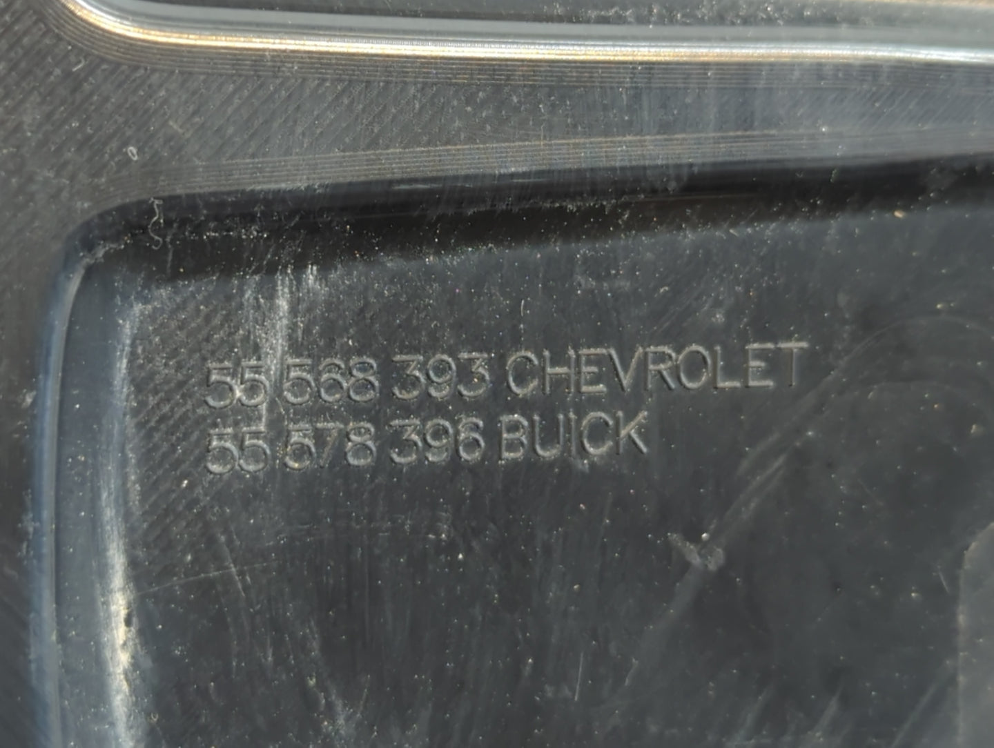 2013 Chevrolet Sonic Engine Cover - Oemusedautoparts1.com