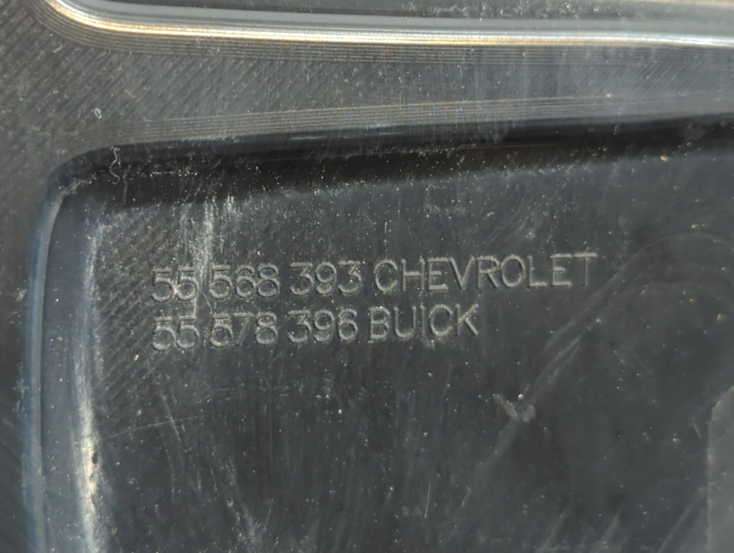2013 Chevrolet Sonic Engine Cover - Oemusedautoparts1.com