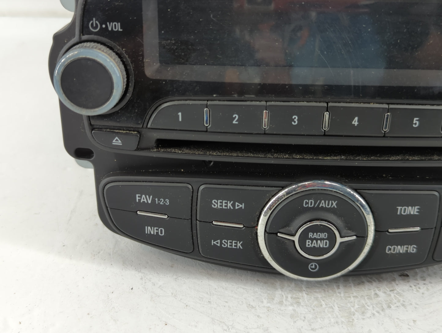 2013 Chevrolet Sonic Radio AM FM Cd Player Receiver Replacement P/N:95242290 Fits OEM Used Auto Parts - Oemusedautoparts1.co
