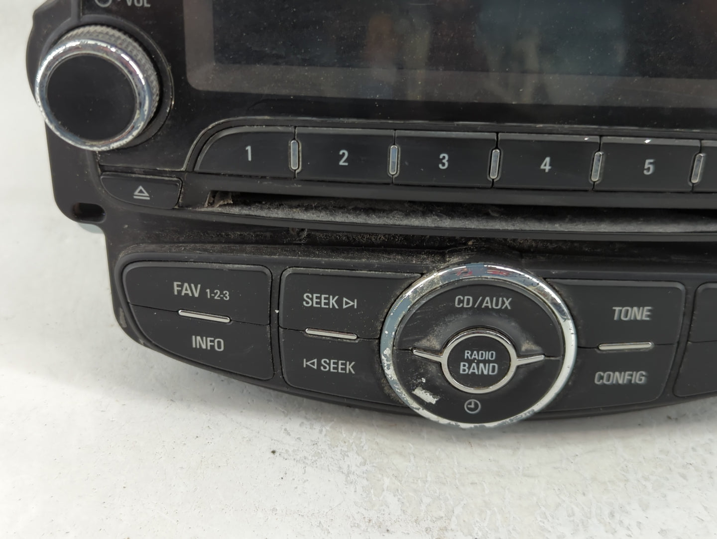 2013 Chevrolet Sonic Radio AM FM Cd Player Receiver Replacement P/N:95242290 Fits OEM Used Auto Parts - Oemusedautoparts1.co