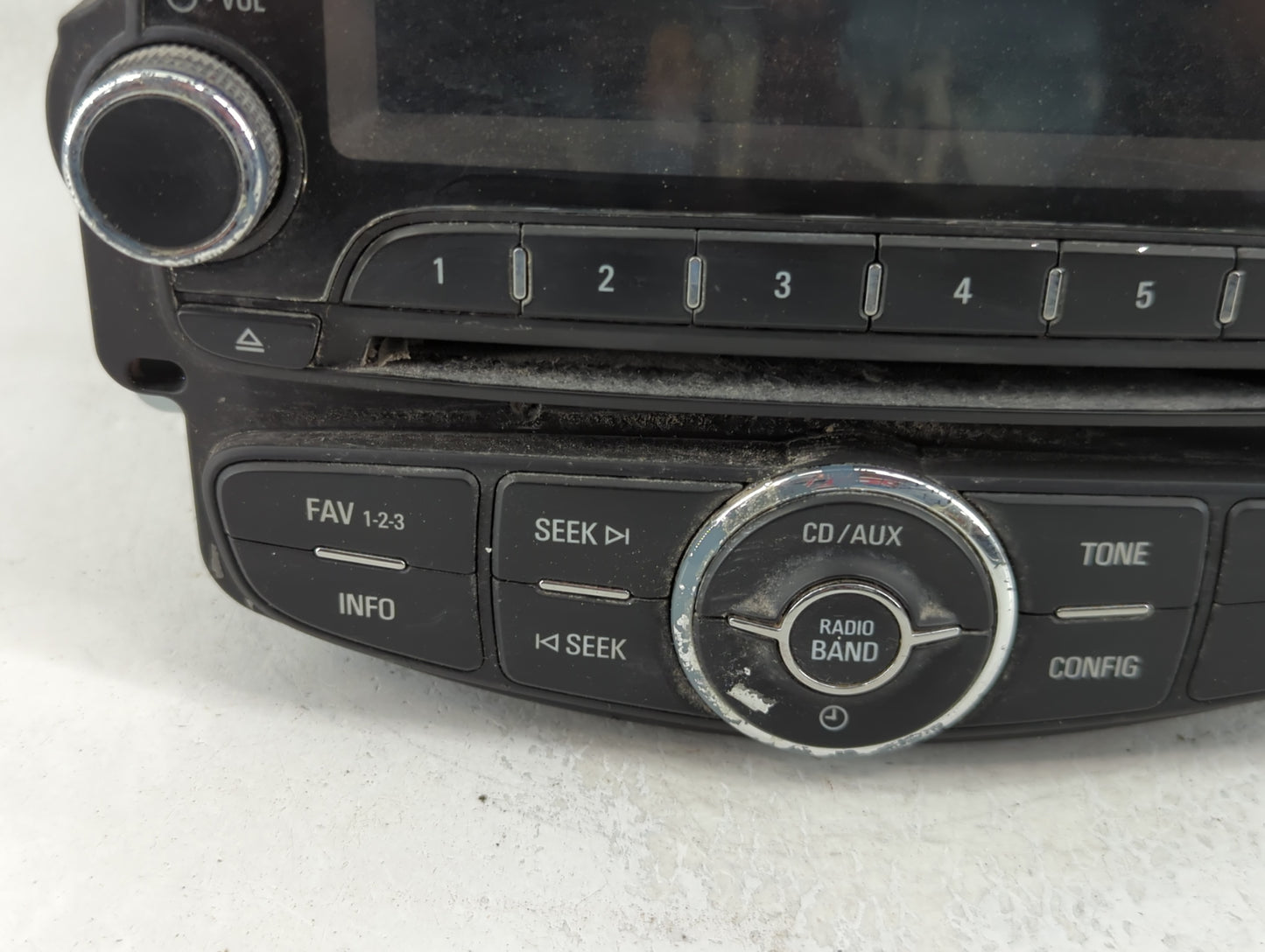 2013 Chevrolet Sonic Radio AM FM Cd Player Receiver Replacement P/N:95242290 Fits OEM Used Auto Parts - Oemusedautoparts1.co