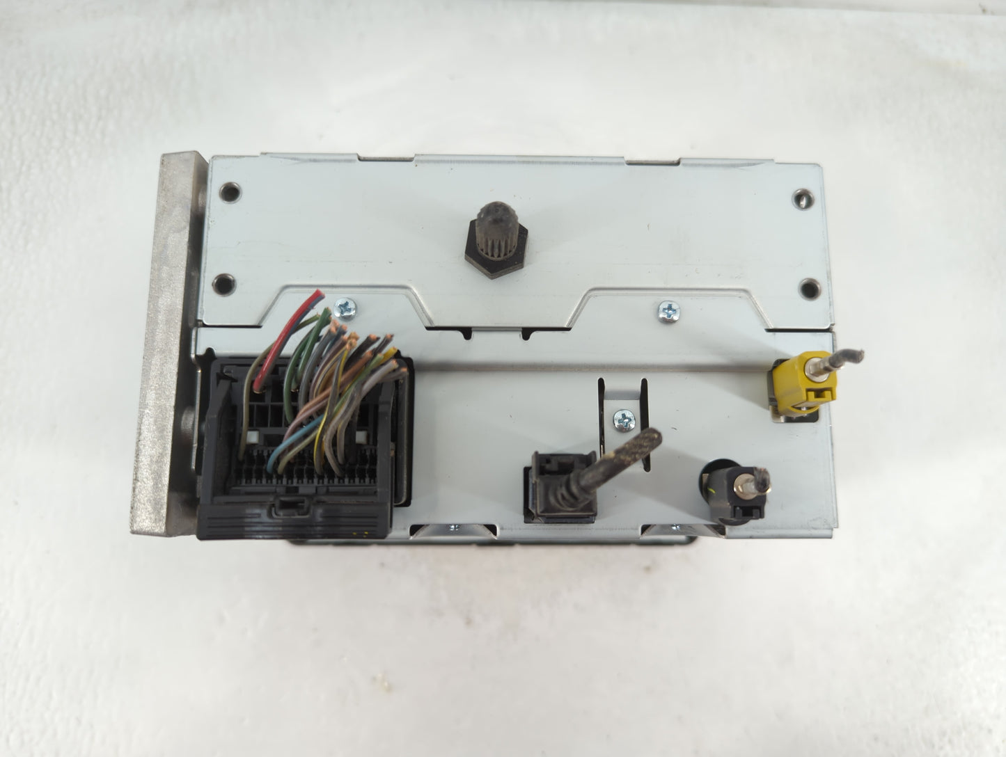 2013 Chevrolet Sonic Radio AM FM Cd Player Receiver Replacement P/N:95242290 Fits OEM Used Auto Parts - Oemusedautoparts1.co