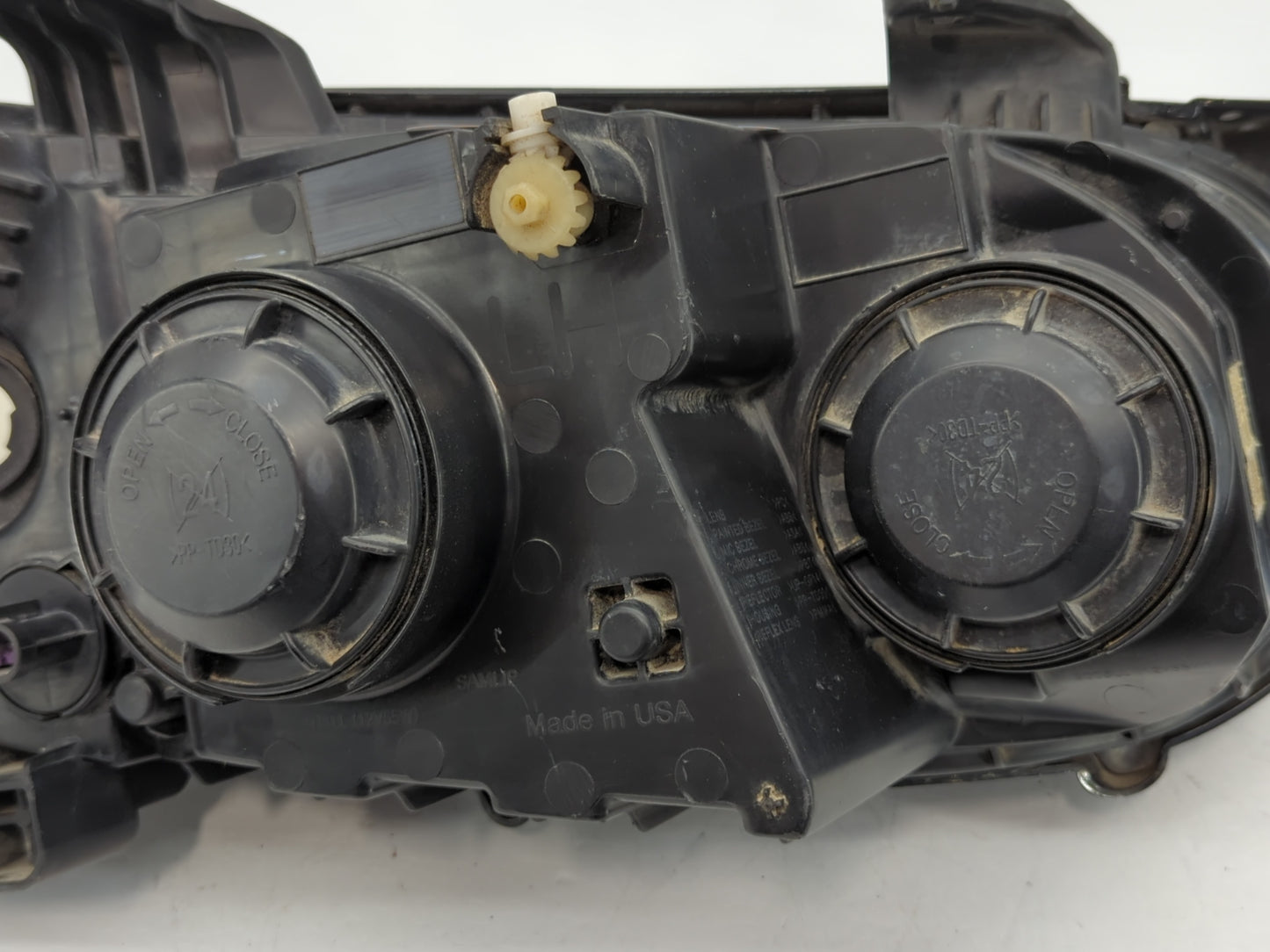 2012-2015 Chevrolet Sonic Driver Left Oem Head Light Headlight Lamp 882434 - Oemusedautoparts1.com