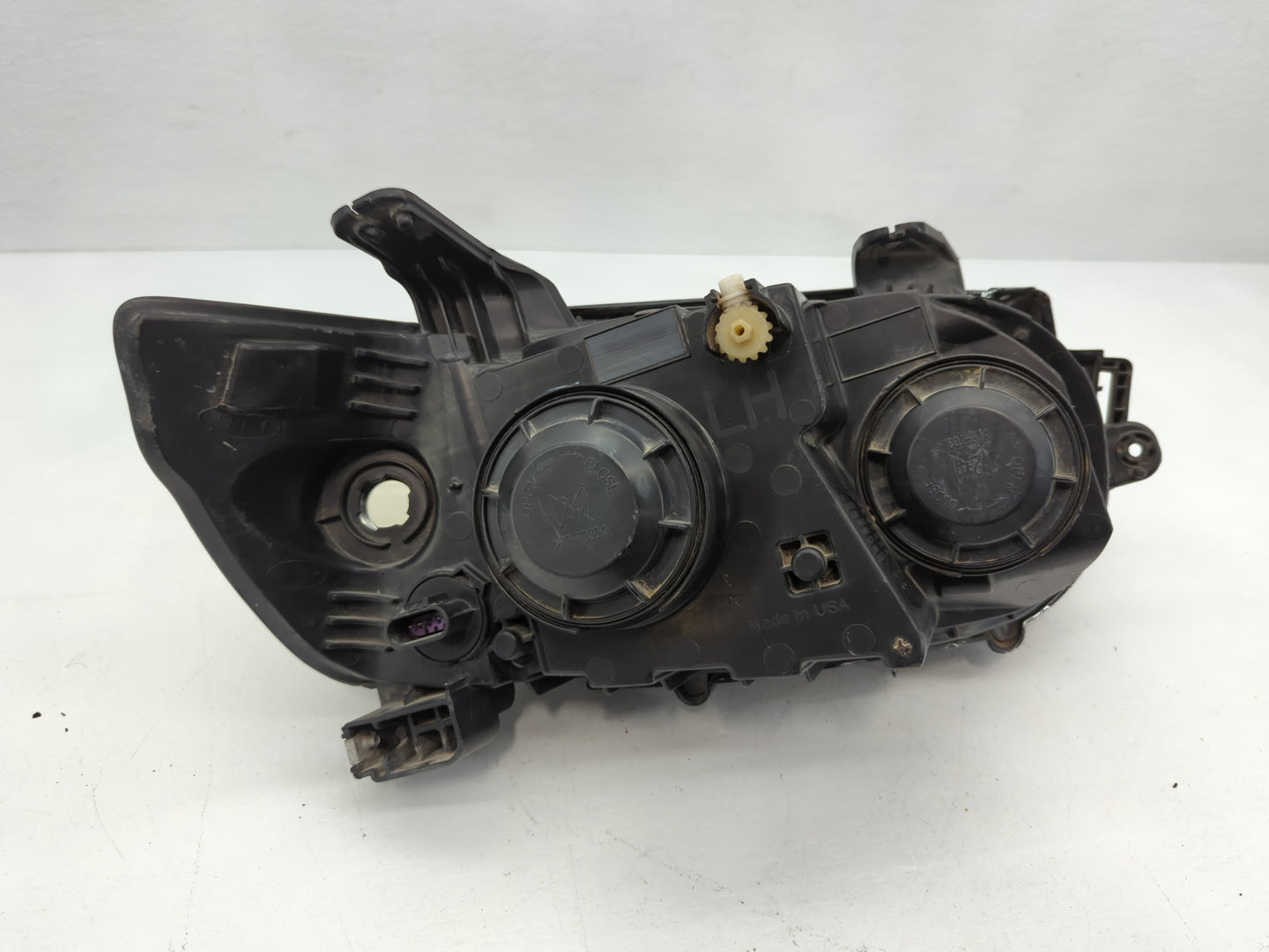 2012-2015 Chevrolet Sonic Driver Left Oem Head Light Headlight Lamp 882434 - Oemusedautoparts1.com