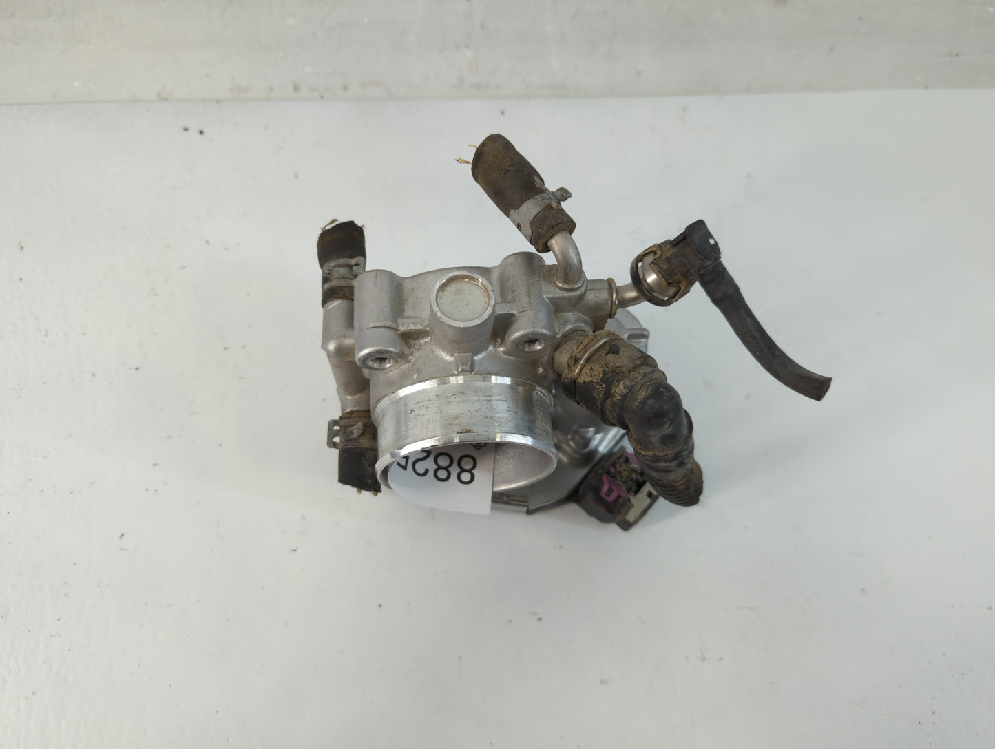 2012-2018 Chevrolet Sonic Throttle Body P/N:0 280 750 244 55 561 495 Fits Fits 2009 2010 2011 2012 2013 2014 2015 2016 2017 