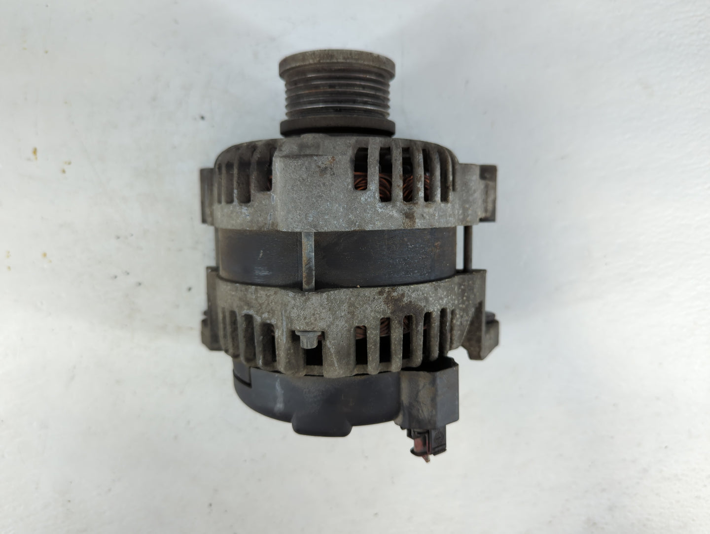 2012-2019 Chevrolet Sonic Alternator Replacement Generator Charging Assembly Engine OEM P/N:12J10 14V 100A 13579663 Fits OEM