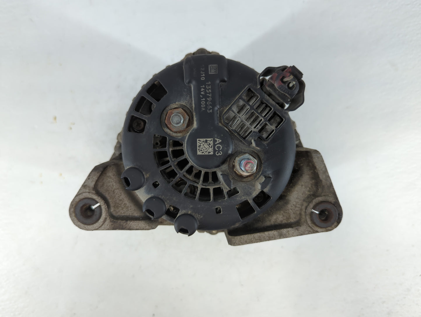 2012-2019 Chevrolet Sonic Alternator Replacement Generator Charging Assembly Engine OEM P/N:12J10 14V 100A 13579663 Fits OEM