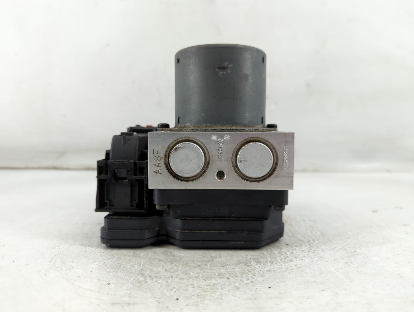 2012-2013 Chevrolet Sonic ABS Pump Control Module Replacement P/N:688250455 95104537 Fits Fits 2012 2013 OEM Used Auto Parts