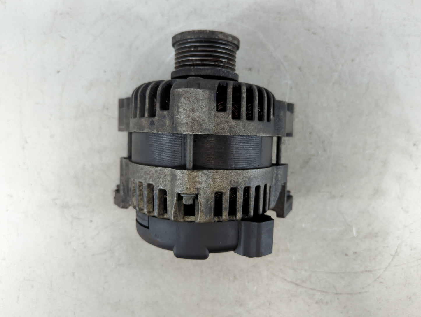 2012-2019 Chevrolet Sonic Alternator Replacement Generator Charging Assembly Engine OEM P/N:13579663 Fits OEM Used Auto Part