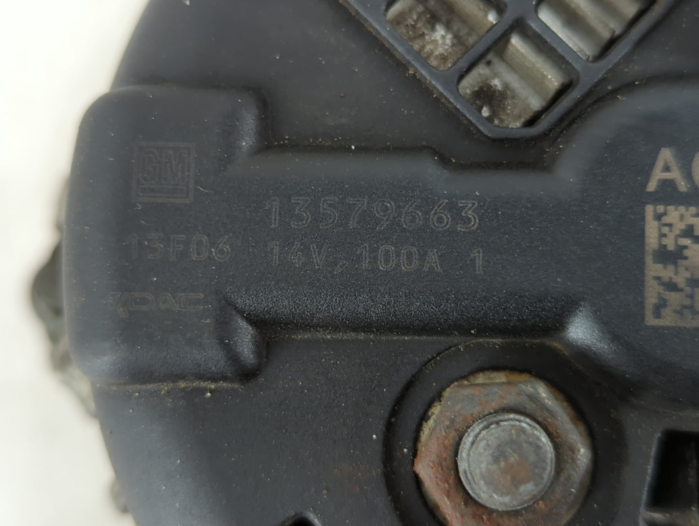 2012-2019 Chevrolet Sonic Alternator Replacement Generator Charging Assembly Engine OEM P/N:13579663 Fits OEM Used Auto Part