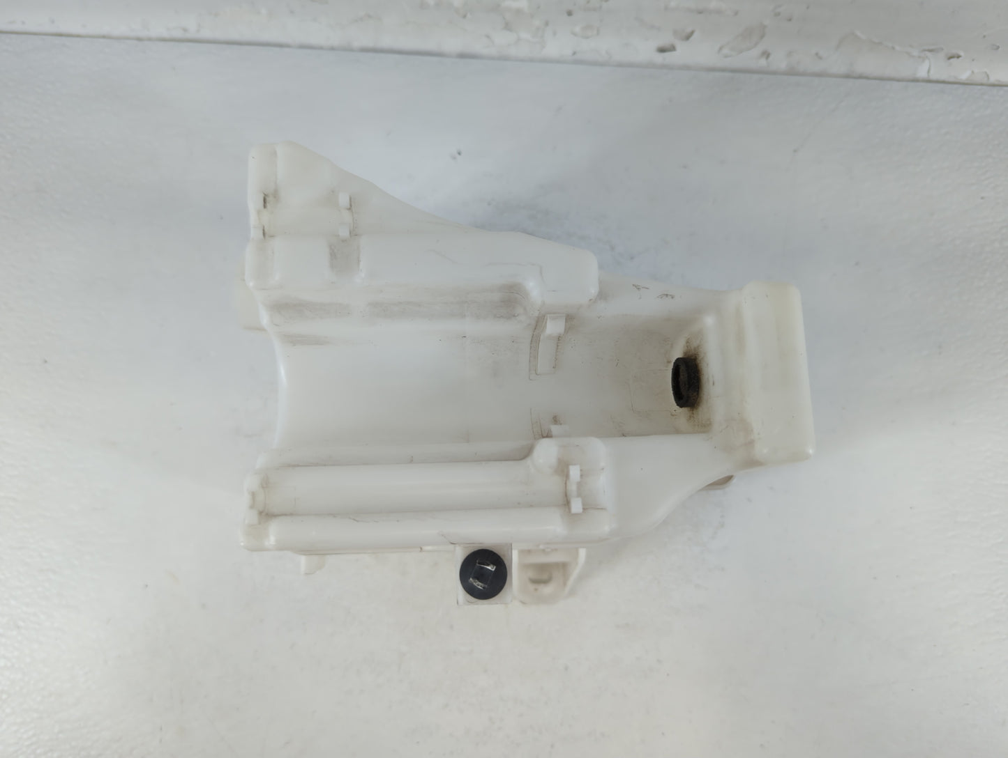 2012-2019 Chevrolet Sonic Windshield Washer Fluid Reservoir Bottle Oem - Oemusedautoparts1.com