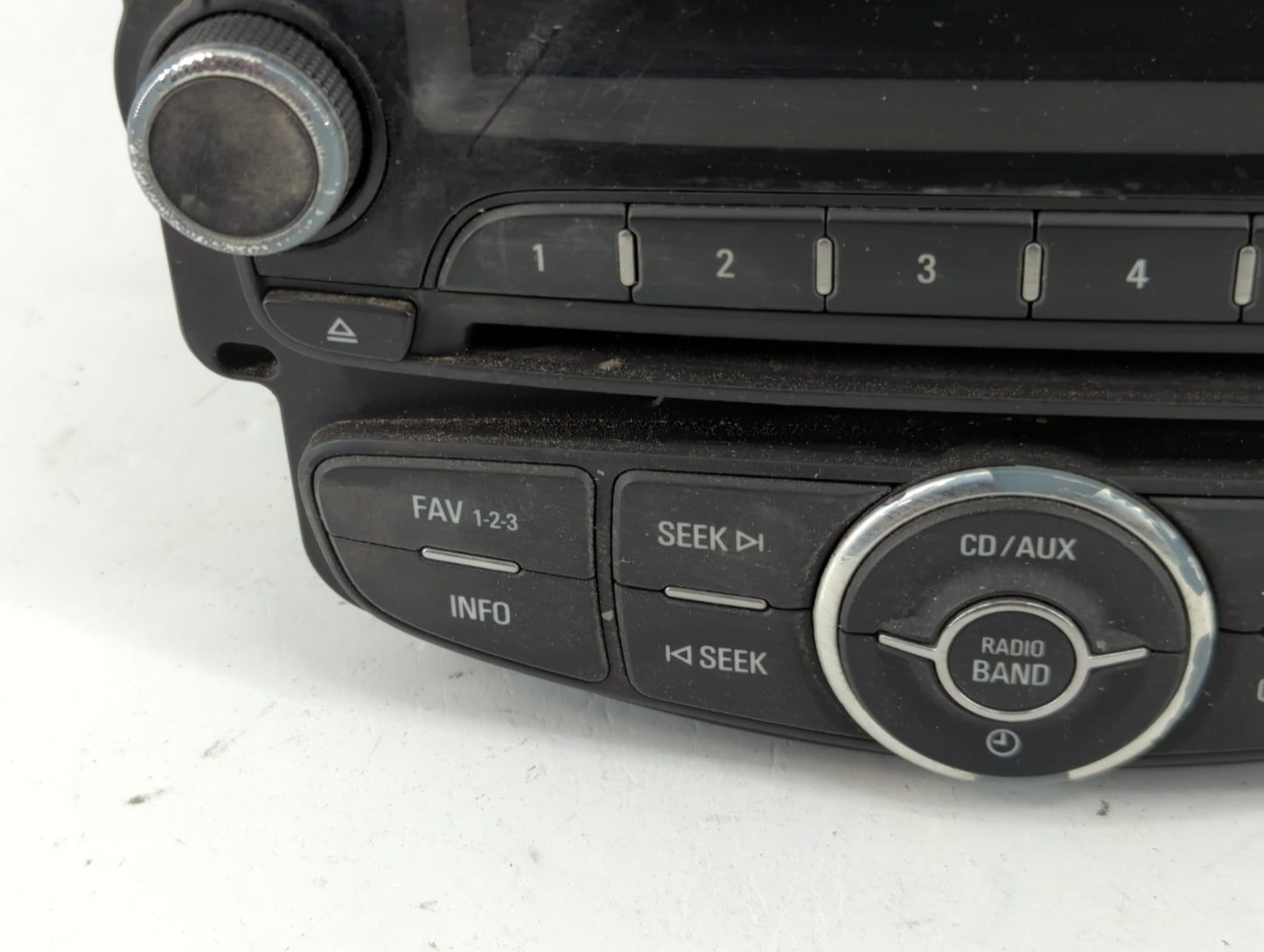 2013 Chevrolet Sonic Radio AM FM Cd Player Receiver Replacement P/N:95315734 95242290 Fits OEM Used Auto Parts - Oemusedauto