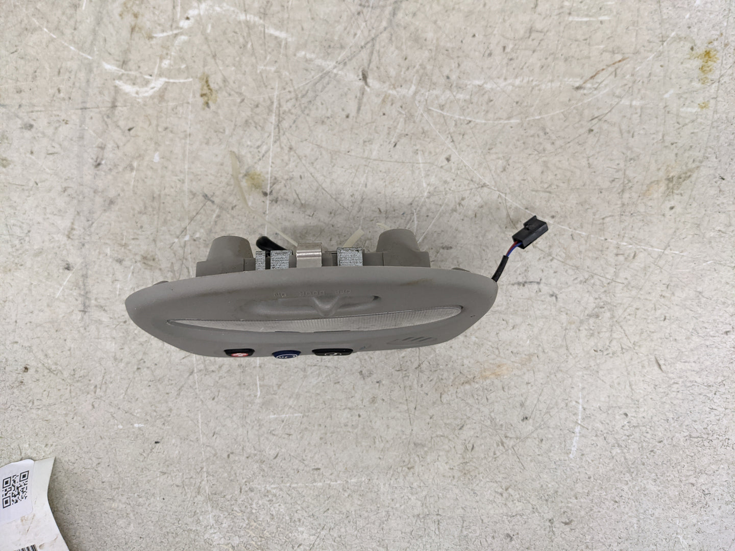 2013-2015 Chevrolet Spark Overhead Roof Console Gray - Oemusedautoparts1.com