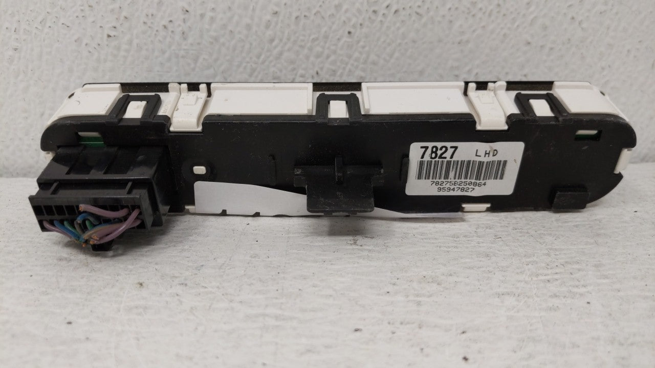 2013 Chevrolet Spark Climate Control Module Temperature AC/Heater Replacement P/N:95947827 Fits OEM Used Auto Parts - Oemuse