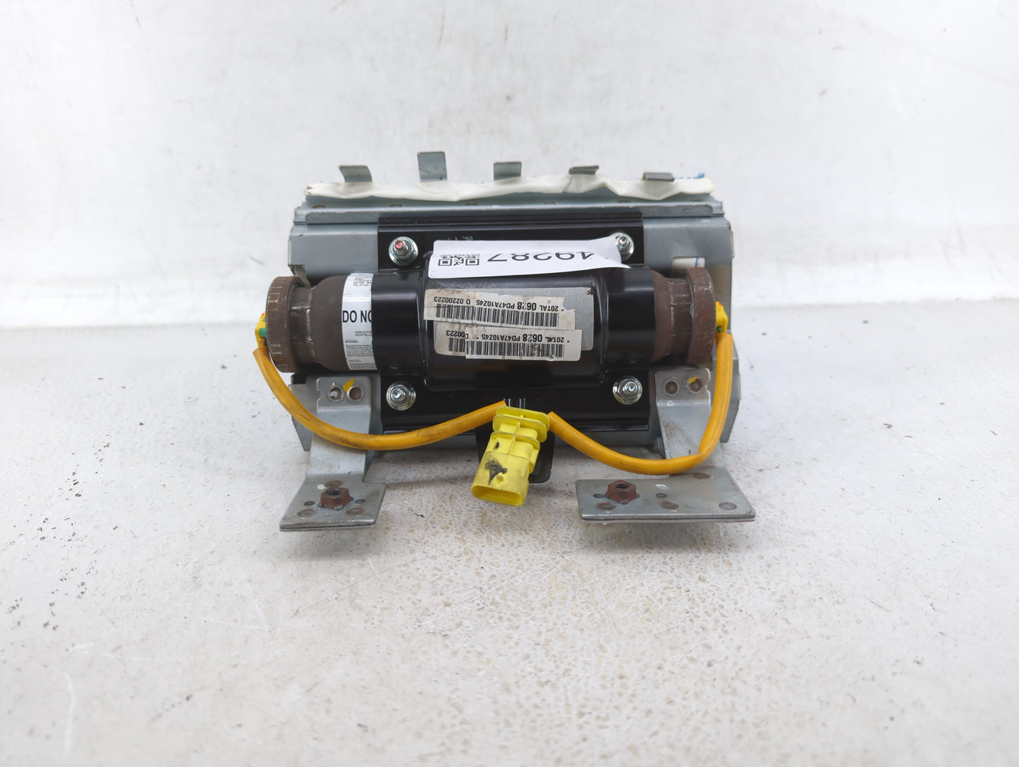 2013-2015 Chevrolet Spark Air Bag Passenger Right Dashboard Oem - Oemusedautoparts1.com