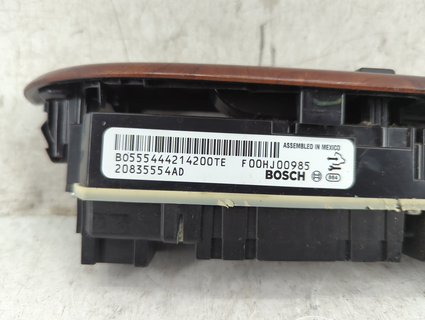 2013 Chevrolet Suburban Master Power Window Switch Replacement Driver Side Left Fits OEM Used Auto Parts - Oemusedautoparts1