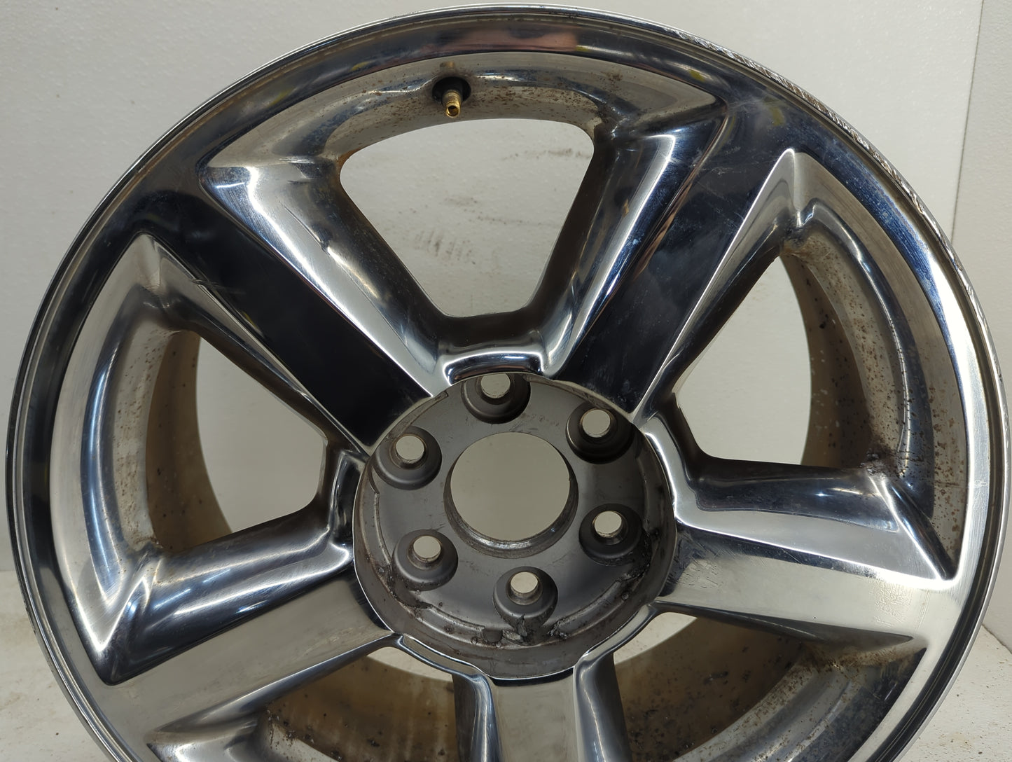 Chevrolet Suburban Oem Wheel Rim - Oemusedautoparts1.com