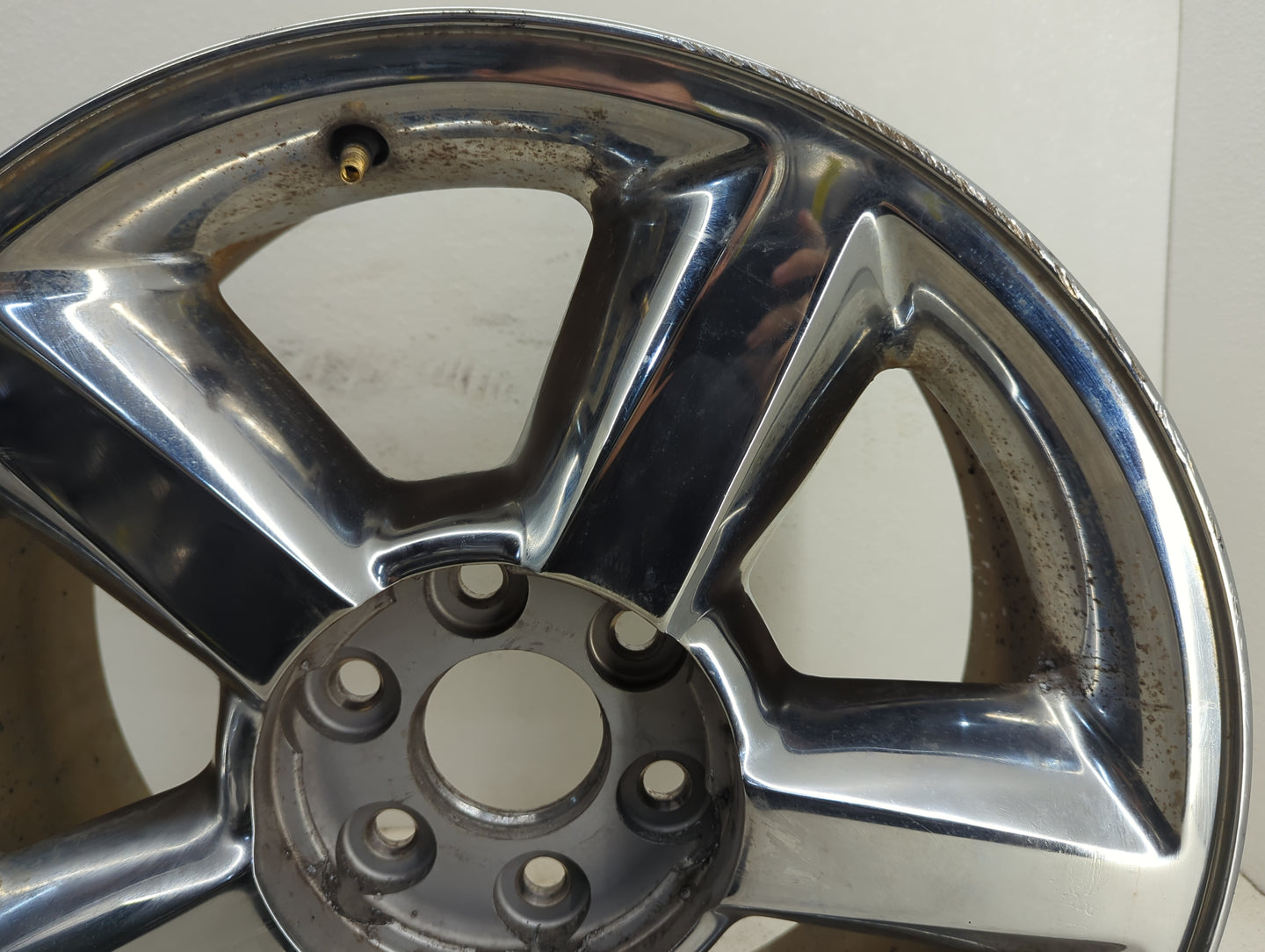 Chevrolet Suburban Oem Wheel Rim - Oemusedautoparts1.com