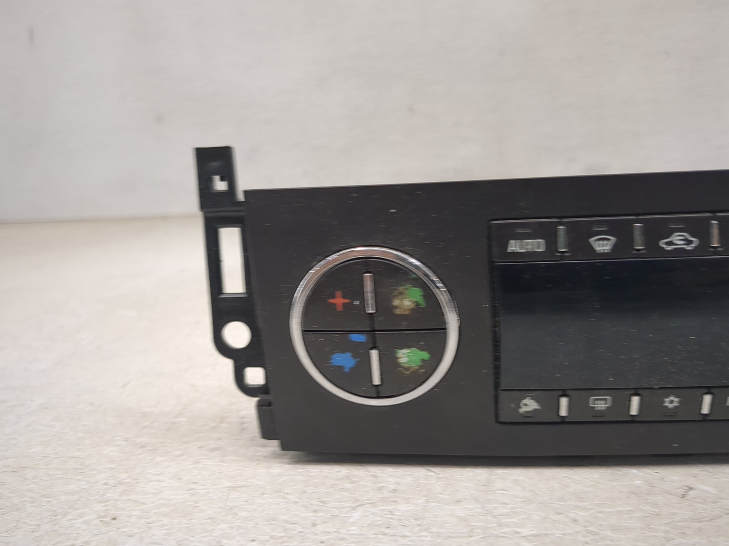 2012-2014 Chevrolet Suburban Climate Control Module Temperature AC/Heater Replacement P/N:20921712 3817712R03081066B Fits OE