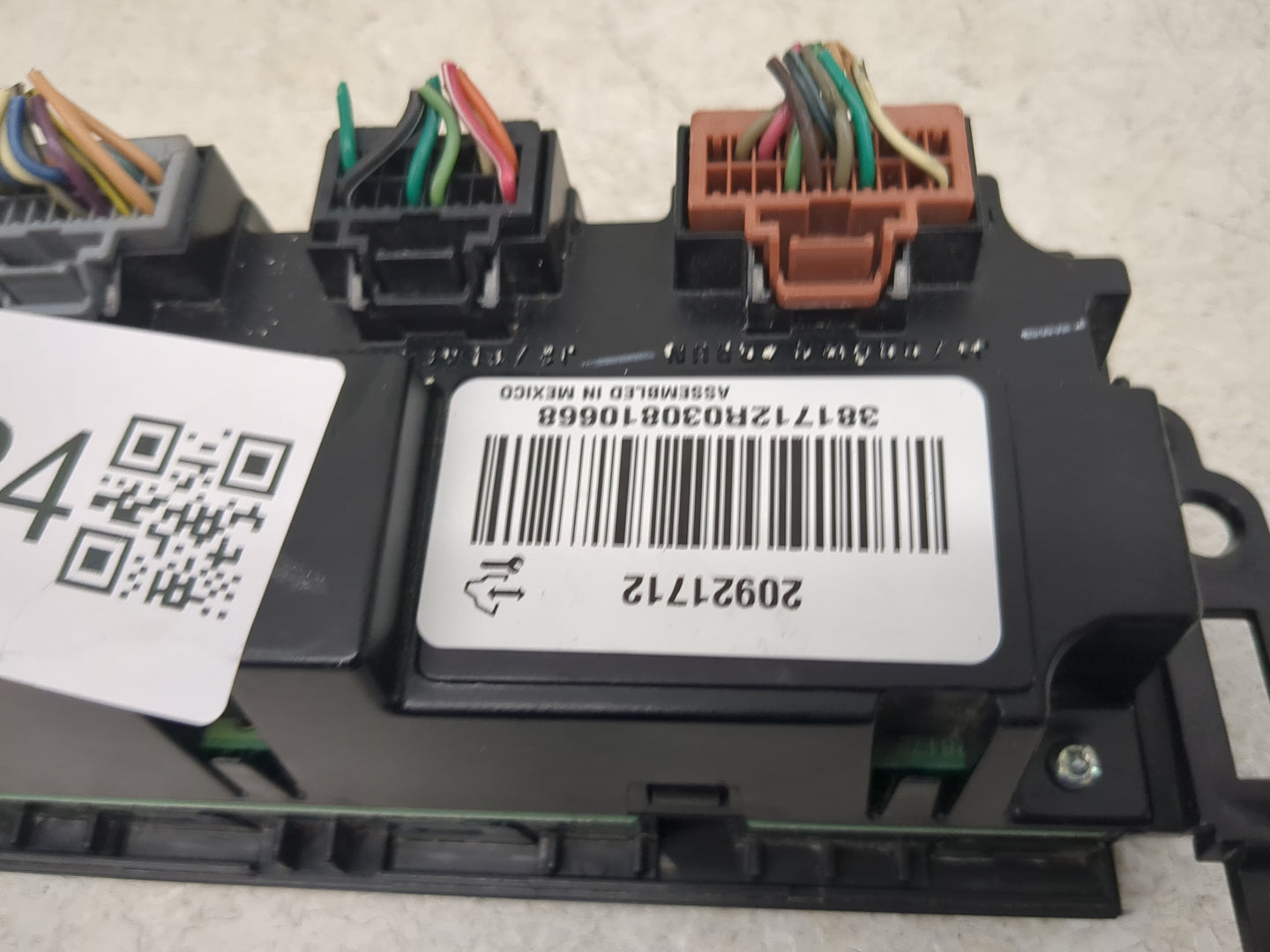 2012-2014 Chevrolet Suburban Climate Control Module Temperature AC/Heater Replacement P/N:20921712 3817712R03081066B Fits OE