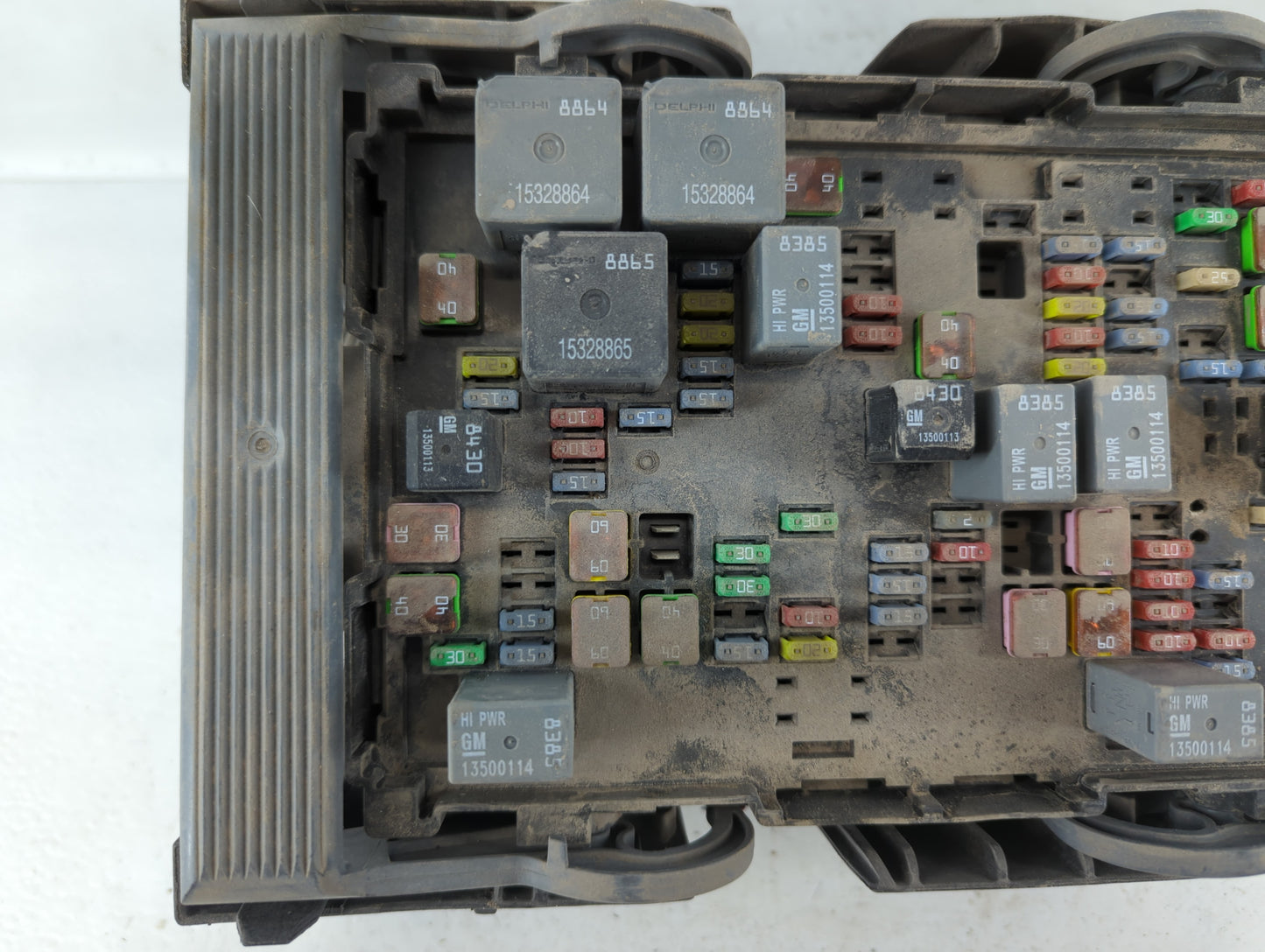 2010-2014 Chevrolet Suburban 1500 Fusebox Fuse Box Panel Relay Module P/N:22798217 Fits Fits 2010 2011 2012 2013 2014 OEM Us