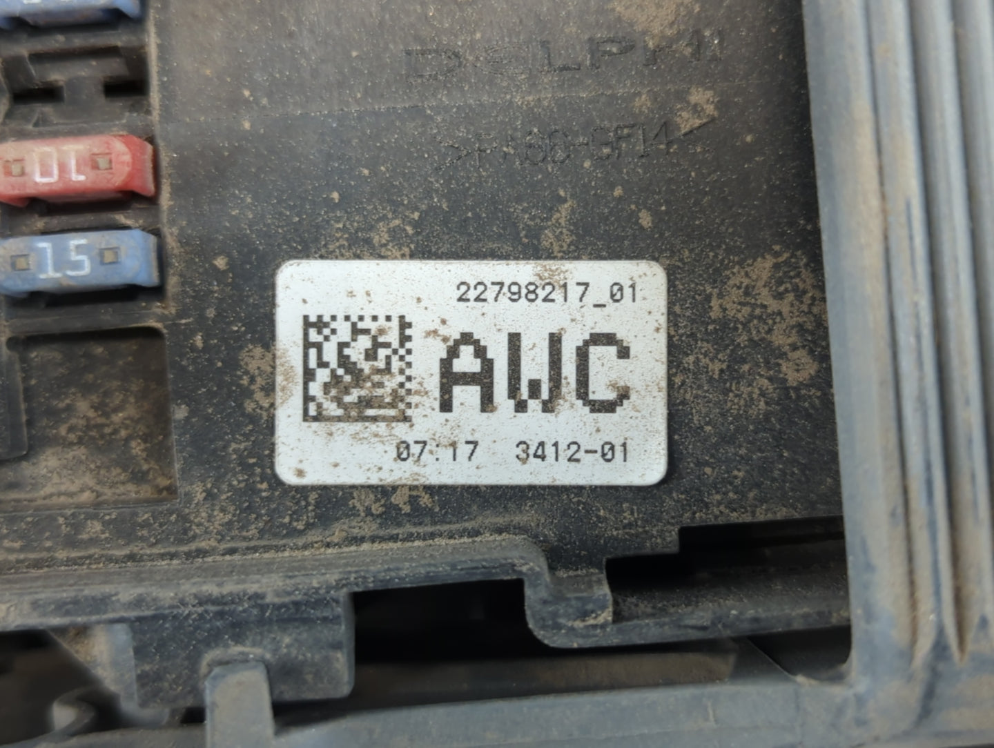 2010-2014 Chevrolet Suburban 1500 Fusebox Fuse Box Panel Relay Module P/N:22798217 Fits Fits 2010 2011 2012 2013 2014 OEM Us