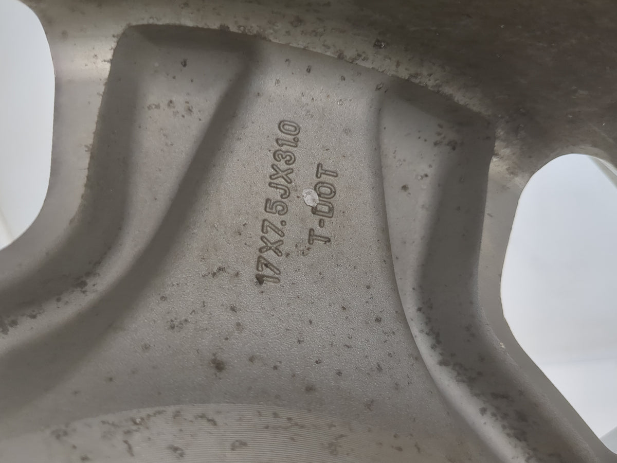 2007-2014 Chevrolet Suburban 1500 Oem Wheel Rim 1303084 - Oemusedautoparts1.com
