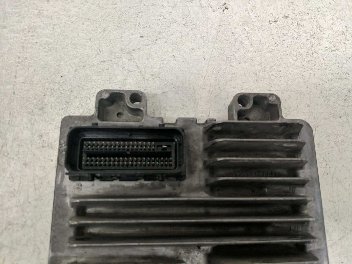 2010-2014 Chevrolet Suburban 1500 PCM Engine Control Computer ECU ECM PCU OEM P/N:12653784 Fits OEM Used Auto Parts - Oemuse