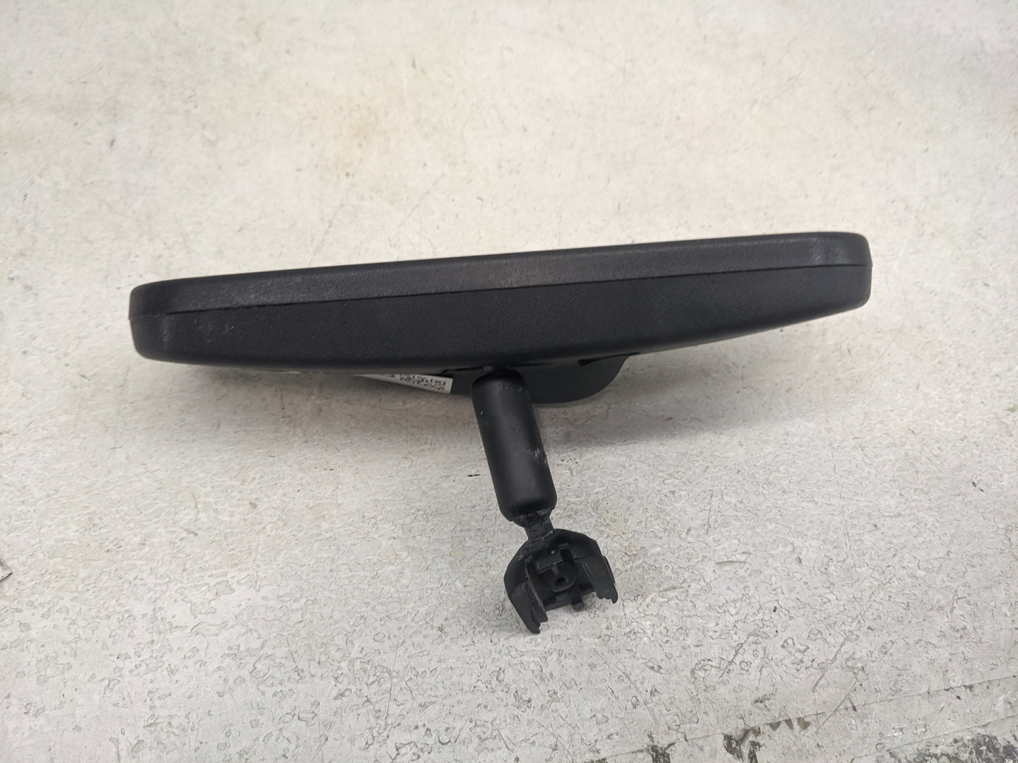 2013 Chevrolet Suburban 1500 Interior Rear View Mirror Replacement OEM P/N:015835 Fits OEM Used Auto Parts - Oemusedautopart