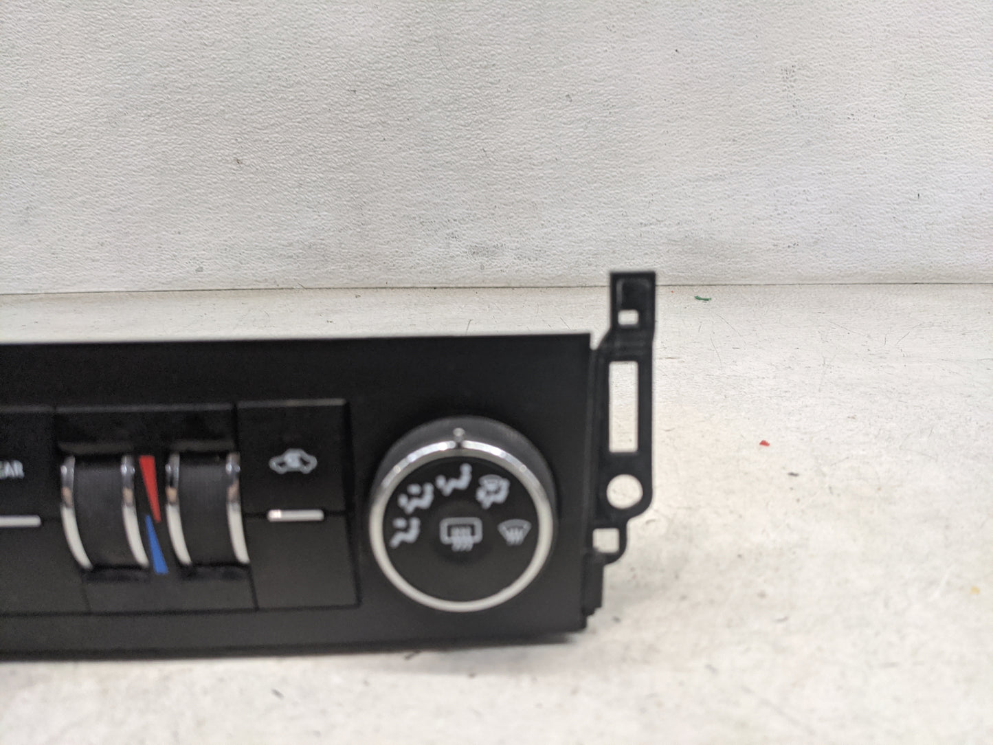 2012-2014 Chevrolet Suburban 1500 Climate Control Module Temperature AC/Heater Replacement P/N:22879021 Fits Fits 2012 2013 