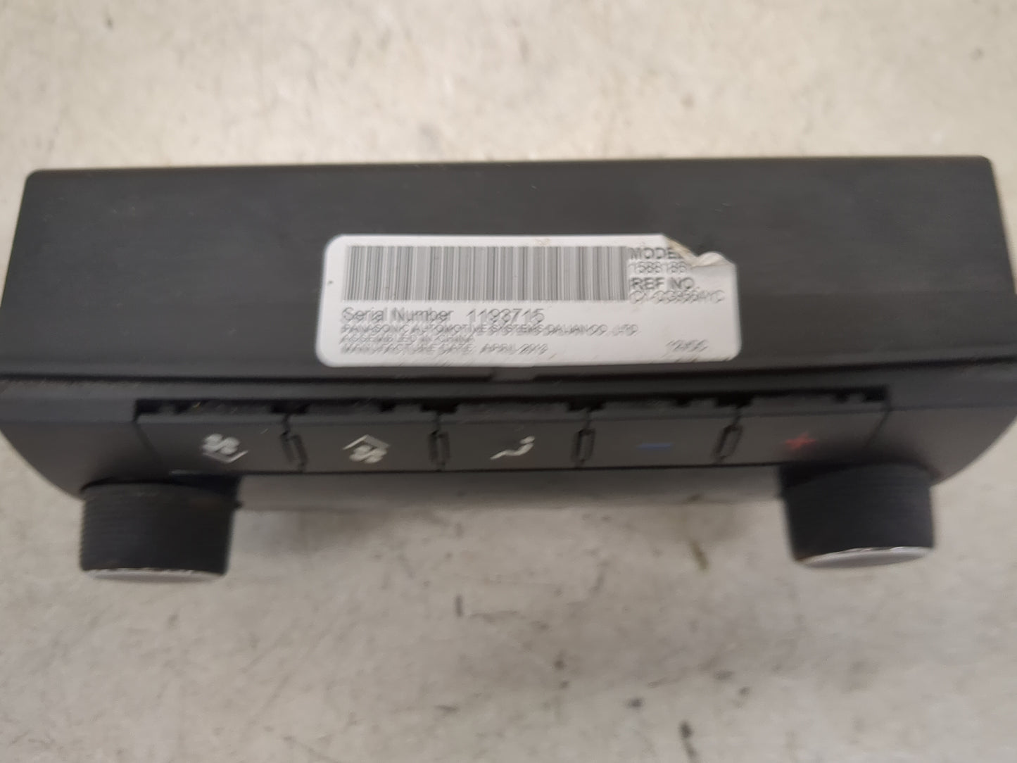 2007-2014 Chevrolet Suburban 1500 Climate Control Module Temperature AC/Heater Replacement P/N:15881881 1188715 Fits OEM Use