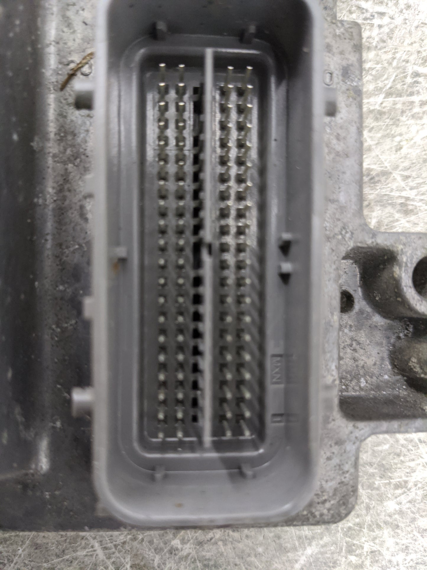 2010-2014 Chevrolet Suburban 1500 PCM Engine Control Computer ECU ECM PCU OEM P/N:12653784 12633238 Fits OEM Used Auto Parts