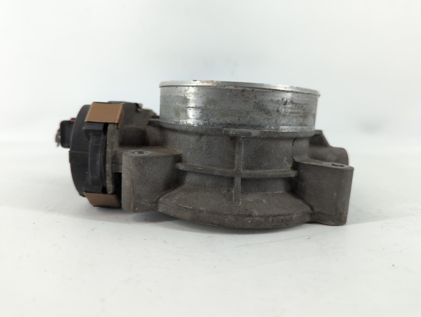 2009-2014 Chevrolet Suburban 1500 Throttle Body P/N:05882 7X18 05882 Fits Fits 2009 2010 2011 2012 2013 2014 2015 OEM Used A