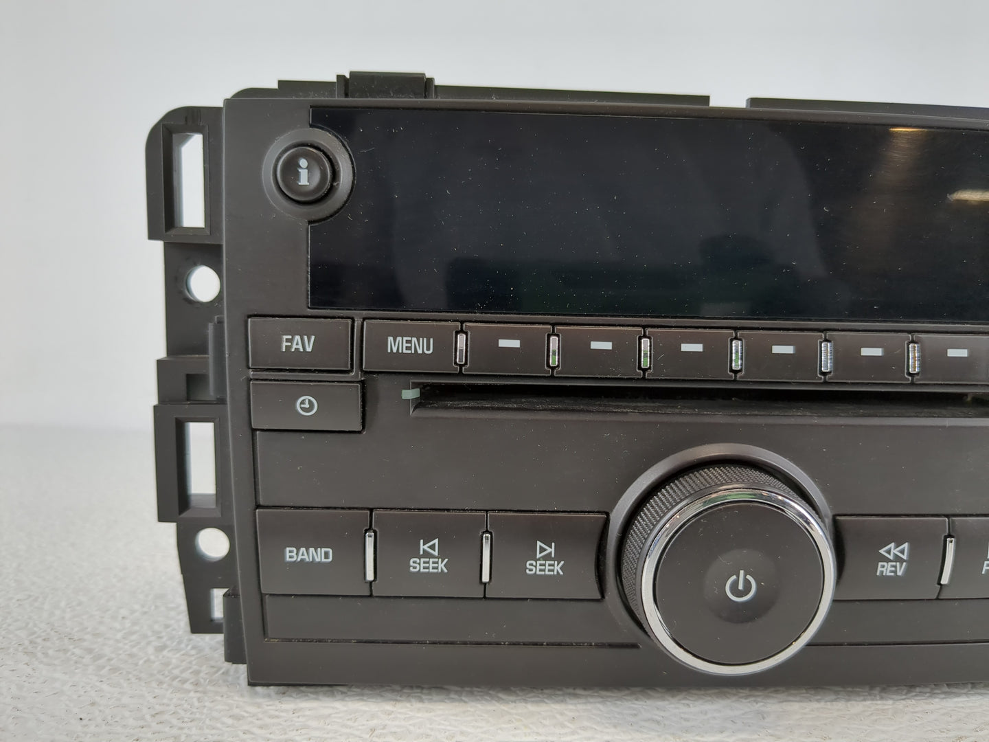 2007-2014 Chevrolet Tahoe Radio AM FM Cd Player Receiver Replacement P/N:20934592 Fits OEM Used Auto Parts - Oemusedautopart