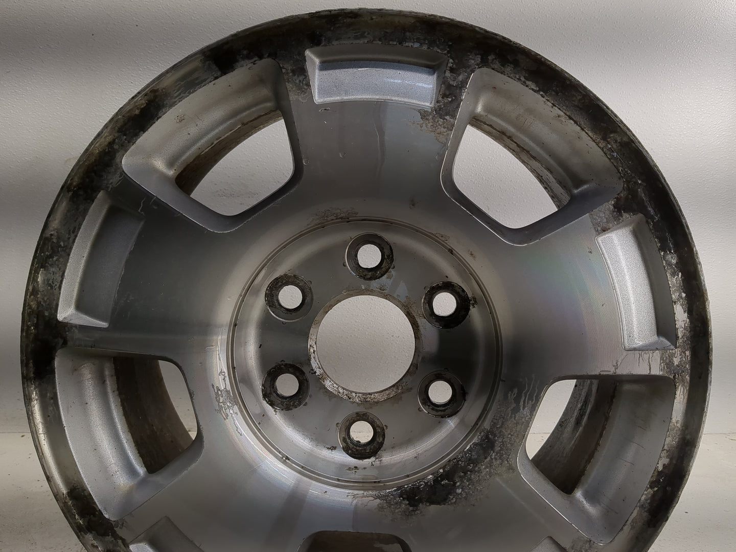 2007-2014 Chevrolet Tahoe Oem Wheel Rim 1308135 - Oemusedautoparts1.com
