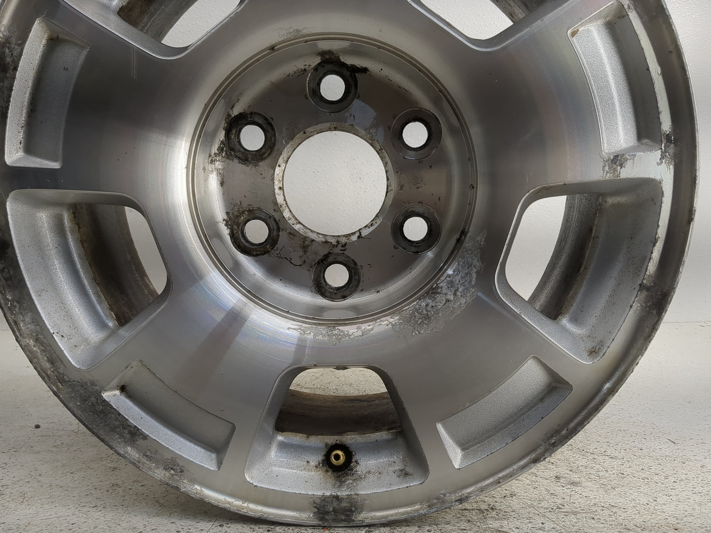 2007-2014 Chevrolet Tahoe Oem Wheel Rim - Oemusedautoparts1.com