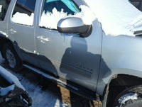2011-2014 Chevrolet Tahoe Passenger Front Door Oem 1310973 - Oemusedautoparts1.com