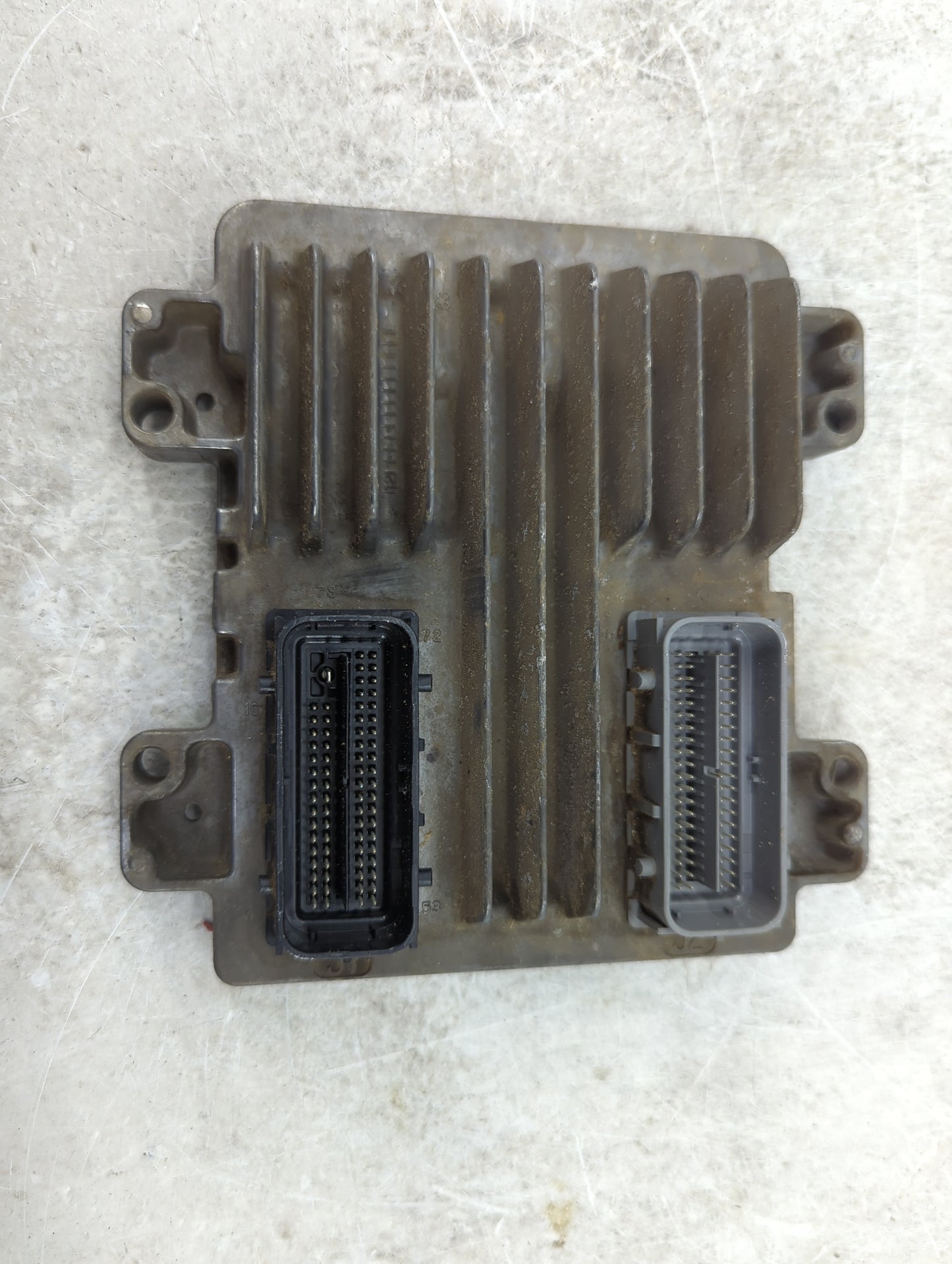 2010-2014 Chevrolet Tahoe PCM Engine Control Computer ECU ECM PCU OEM P/N:12653724 12633238 Fits OEM Used Auto Parts - Oemus