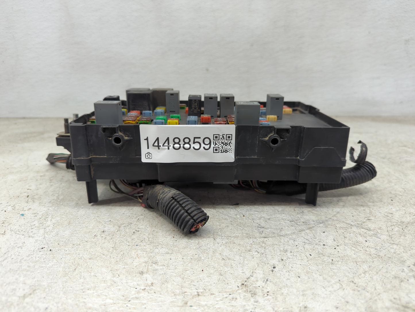 2010-2014 Chevrolet Tahoe Fusebox Fuse Box Panel Relay Module P/N:22798217 13500114, 15328865 Fits Fits 2010 2011 2012 2013 