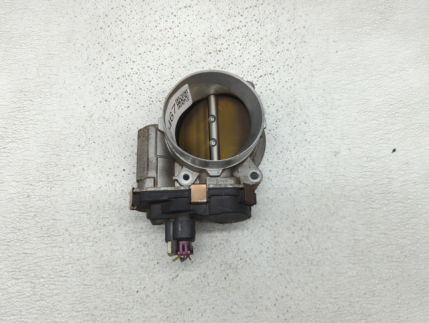 2009-2014 Chevrolet Tahoe Throttle Body P/N:RME87-309992 Fits Fits 2009 2010 2011 2012 2013 2014 2015 OEM Used Auto Parts - 
