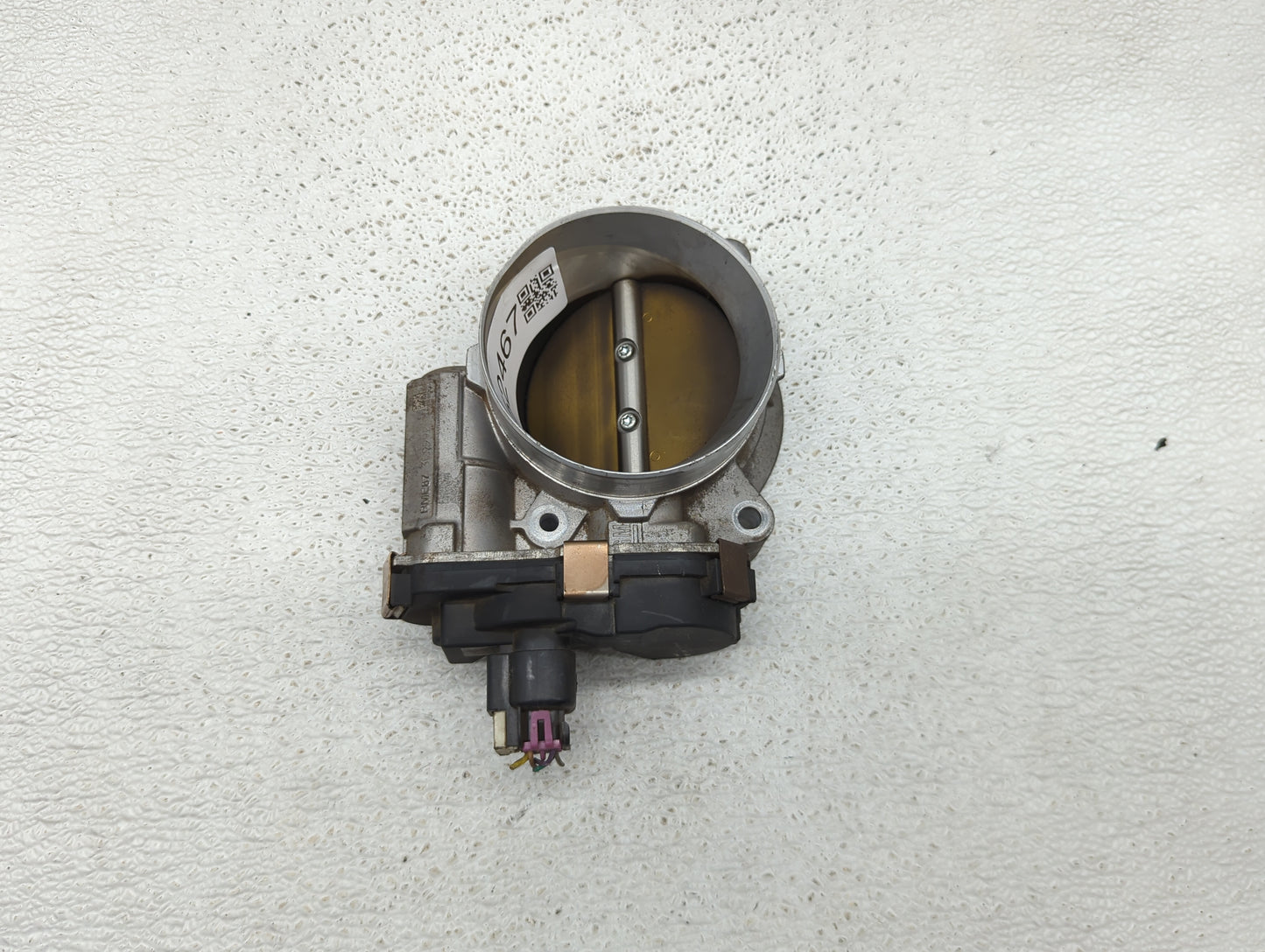 2009-2014 Chevrolet Tahoe Throttle Body P/N:RME87-309992 Fits Fits 2009 2010 2011 2012 2013 2014 2015 OEM Used Auto Parts - 