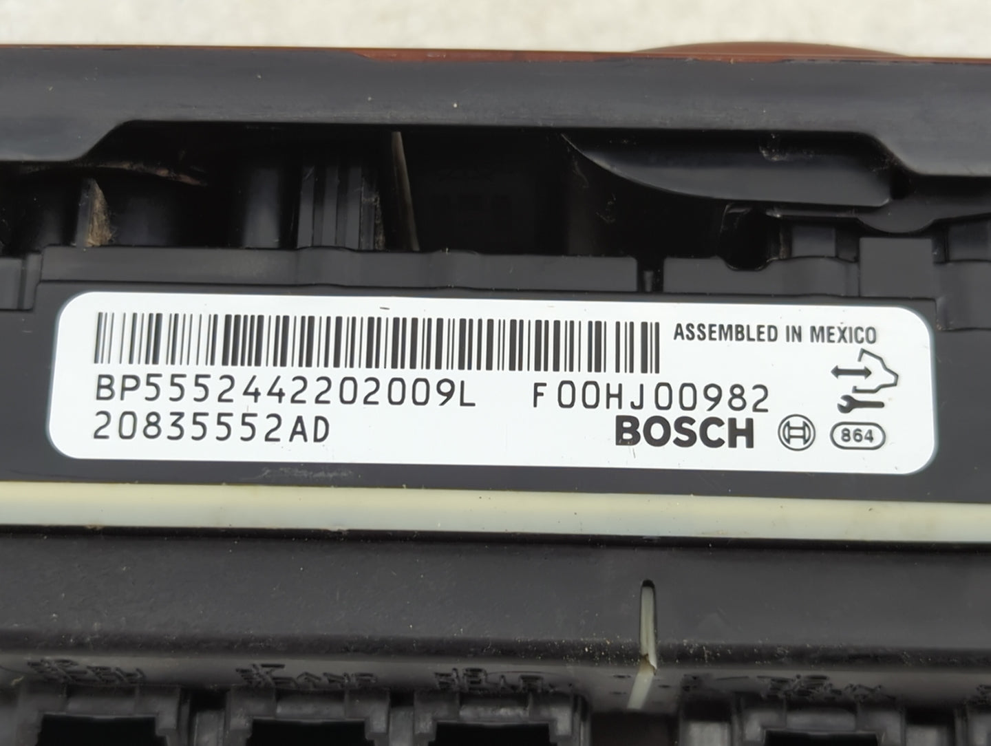 2013 Chevrolet Tahoe Master Power Window Switch Replacement Driver Side Left P/N:20835552AD Fits OEM Used Auto Parts - Oemus