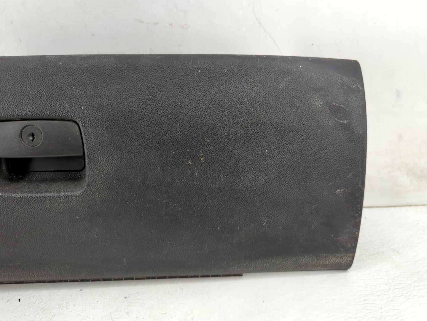 2013 Chevrolet Tahoe Passenger Glove Box Door Storage Compartment 1461279 - Oemusedautoparts1.com