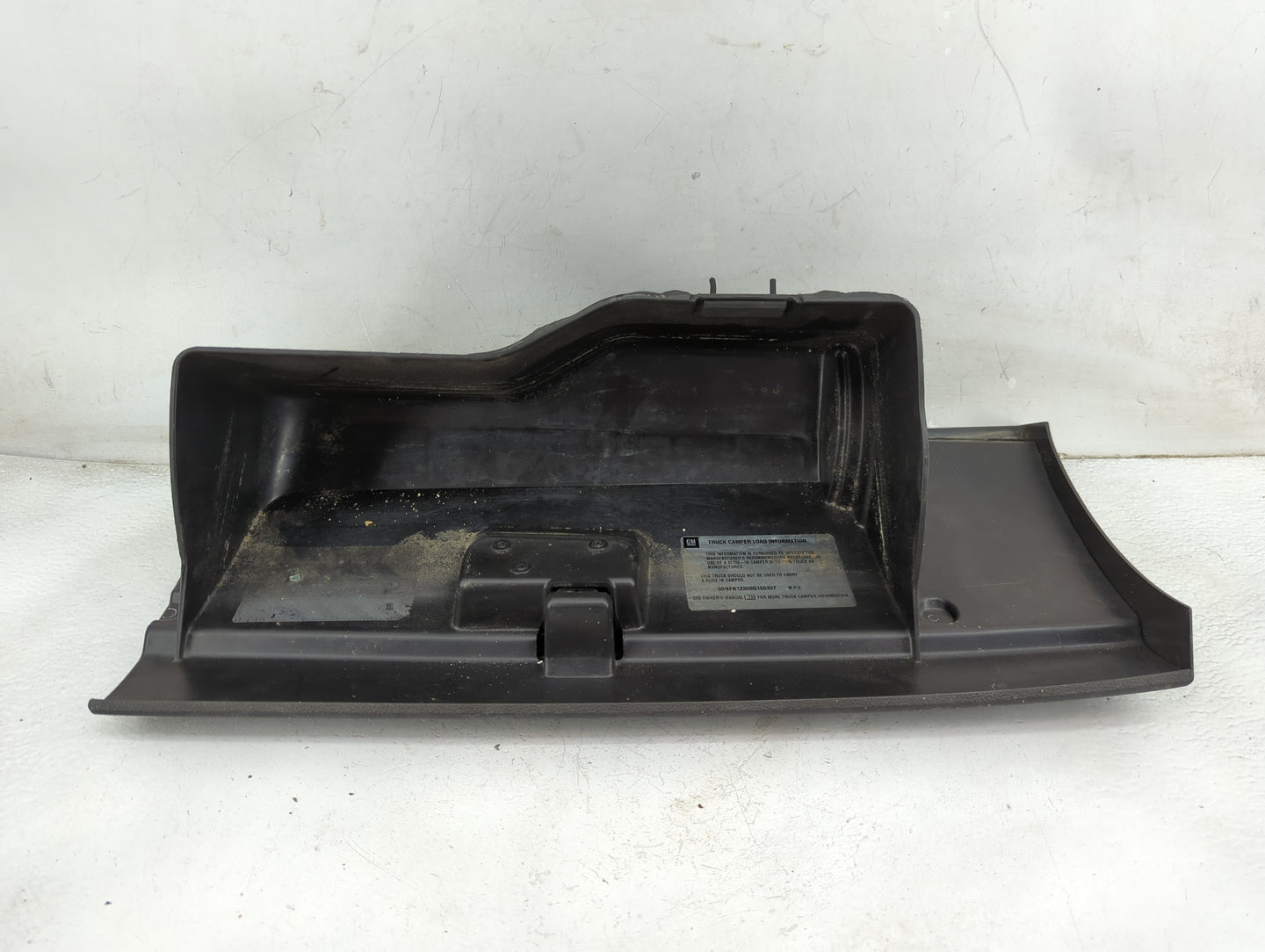 2013 Chevrolet Tahoe Passenger Glove Box Door Storage Compartment 1461279 - Oemusedautoparts1.com