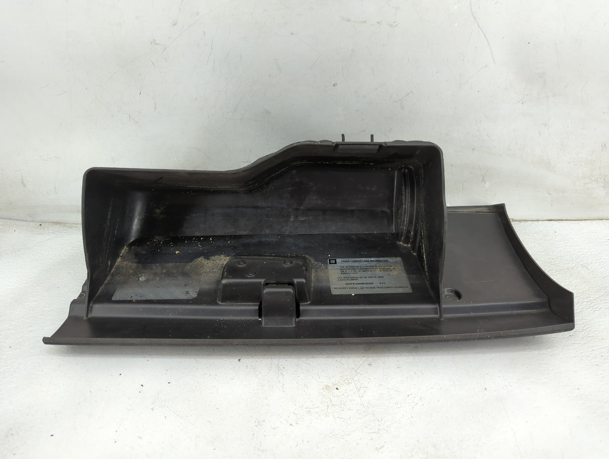 2013 Chevrolet Tahoe Passenger Glove Box Door Storage Compartment 1461279 - Oemusedautoparts1.com