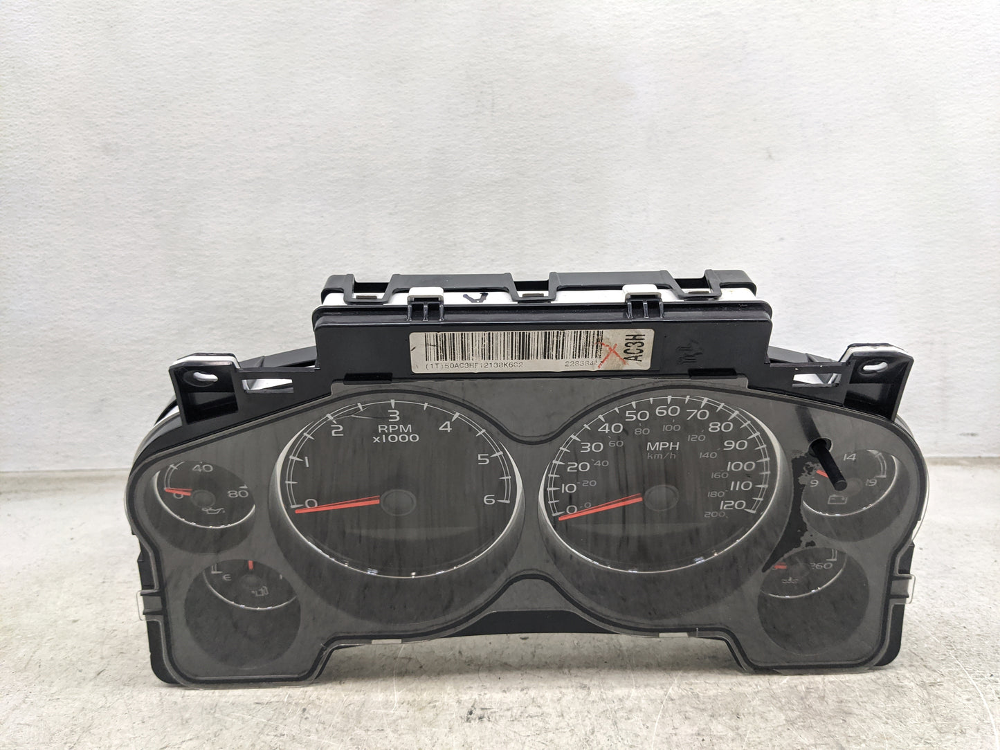 2009-2014 Chevrolet Tahoe Instrument Cluster Speedometer Gauges P/N:28330570 22836410 Miles:89K Fits OEM Used Auto Parts - O