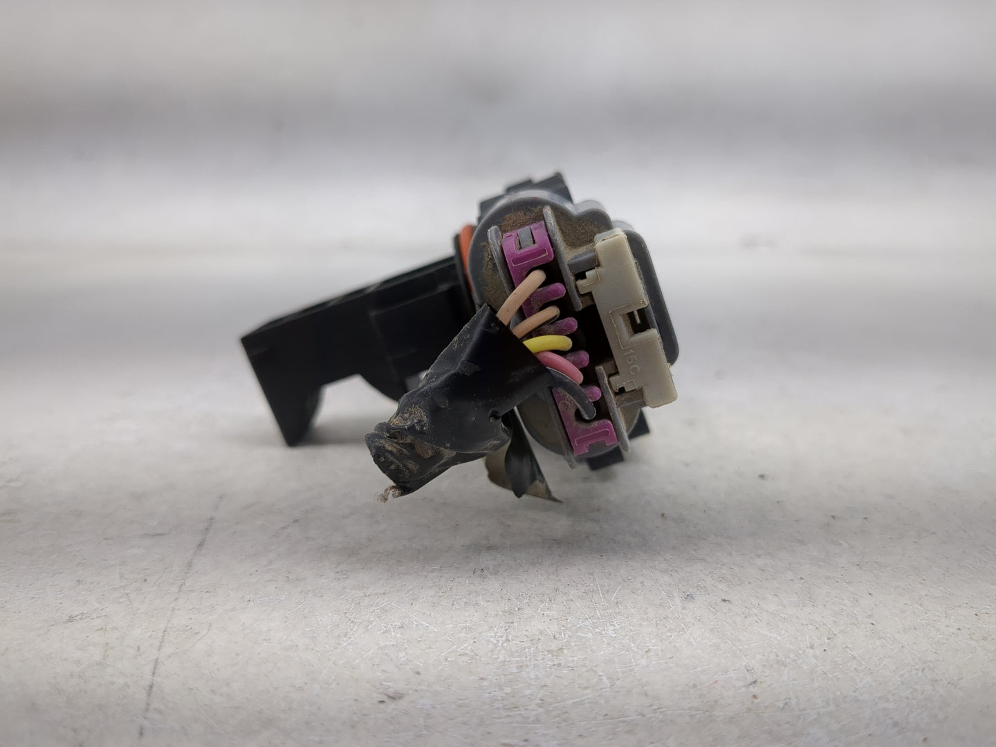 2009-2014 Chevrolet Tahoe Mass Air Flow Meter Maf 1485858 - Oemusedautoparts1.com