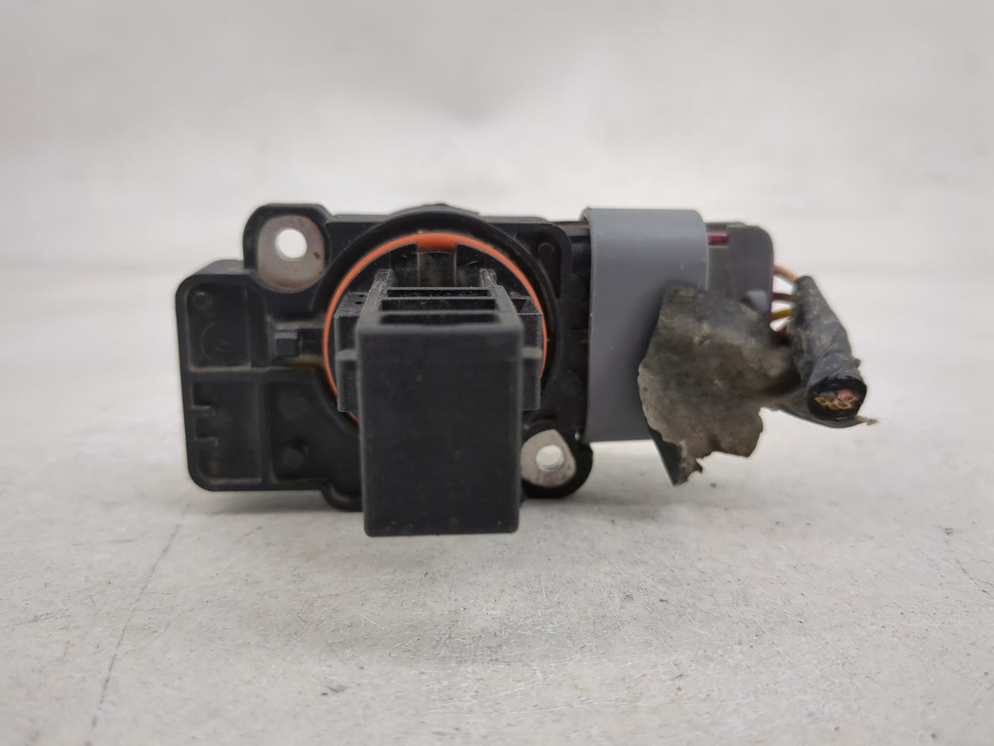 2009-2014 Chevrolet Tahoe Mass Air Flow Meter Maf 1485858 - Oemusedautoparts1.com